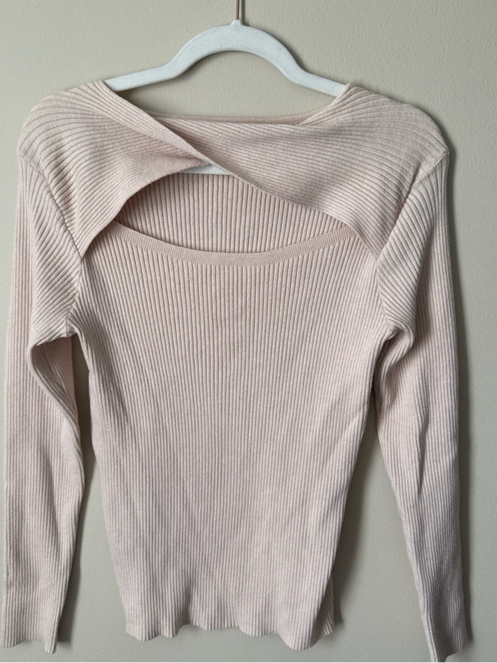 zeagoo Ribbed Off-Shoulder Sweater in Cream